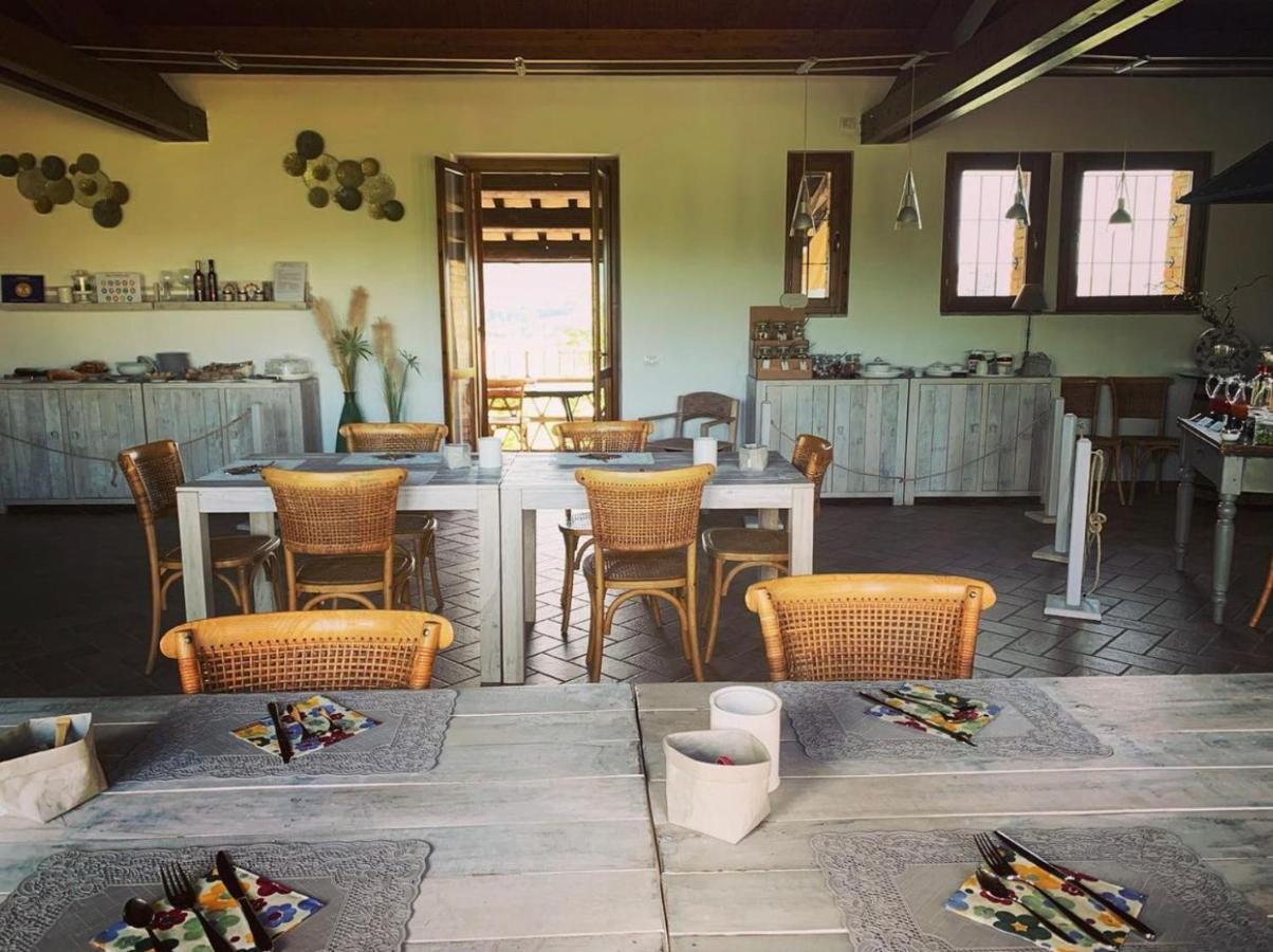 Agriturismo Il Divin Casale 托尔吉亚诺 外观 照片